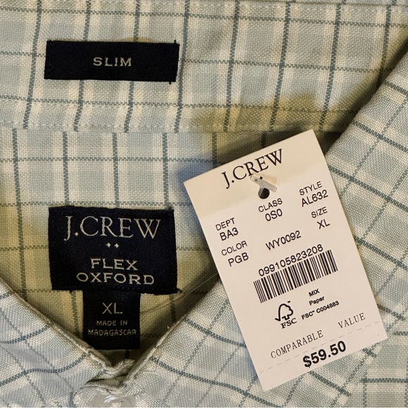 J. Crew Men’s Oxford Shirt - Picture 2 of 3
